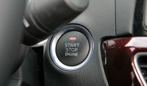 Kradzież auta z bezkluczykowym systemem dostępu – jak jej zapobiec?