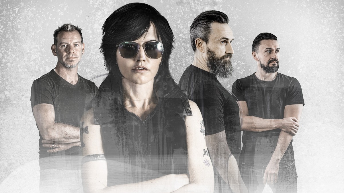 <strong>Ostatni album The Cranberries trafił do sklepów i na serwisy streamingowe; płytą "In the End" zespół żegna się z fanami. W 2018 r. zmarła wokalistka i gitarzystka irlandzkiej grupy Dolores O'Riordan. The Cranberries byli wówczas w trakcie prac nad nowym albumem.</strong>