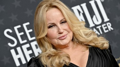 Jennifer Coolidge wezwała policję! Przeraziło ją, co zobaczyła na nagraniu z monitoringu