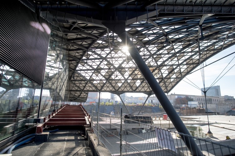 Dworzec Łódź Fabryczna będzie jednym z najnowocześniejszych dworców kolejowych w Europie. Obiekt będzie mieścił się na trzech poziomach. <br><br>fot. (zuz) PAP/Grzegorz Michałowski