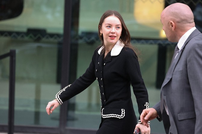 Princeza Aleksandra u 34 godine staroj Šanel haljini 
