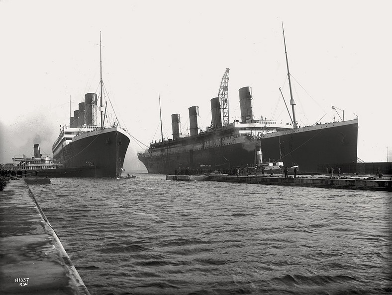 Olympic i Titanic