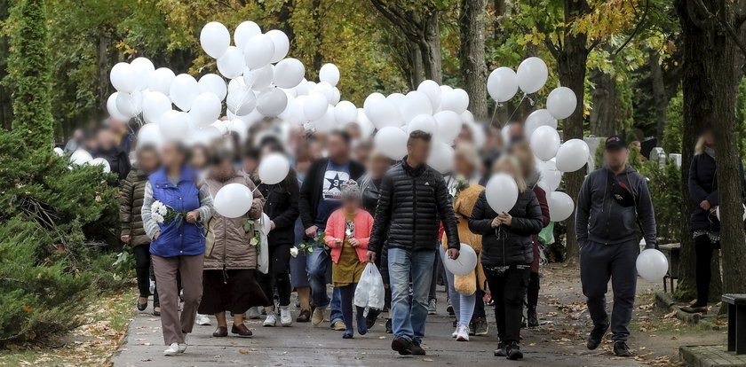 Białe baloniki poleciały prosto do nieba. Wzruszające pożegnanie 4-letniego Piotrusia, który zginął pod kołami chevroleta