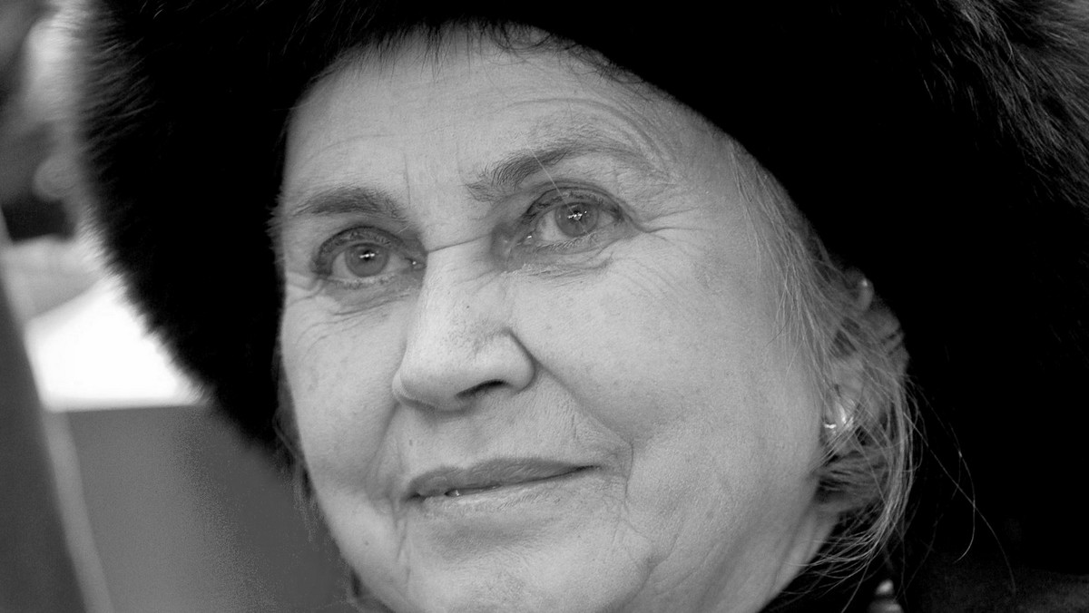 Barbara Piasecka-Johnson, była pokojówka, która wżeniła się w farmaceutyczną rodzinę i po ostrej walce o spadek po mężu odziedziczyła ogromną część imponującej fortuny, zmarła w wieku 76 lat.
