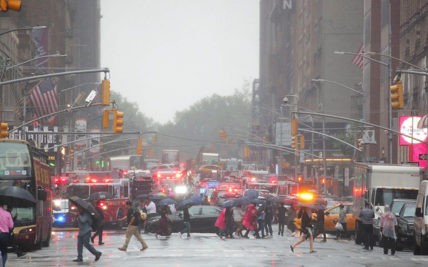 Nowy Jork. Helikopter rozbił się na Manhattanie