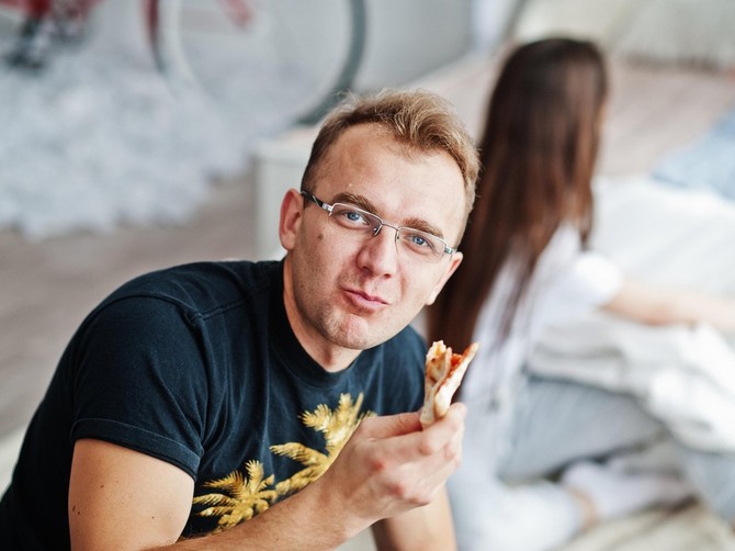 Mesec dana je jeo samo picu