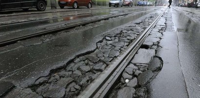 Mają na nagrody, nie mają na remont torowisk