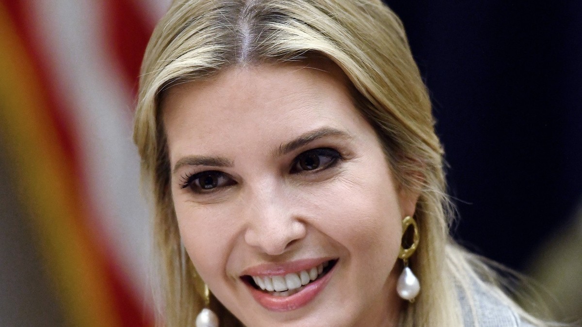 Ivanka Tramp u haljini koja je magnet za poglede - gola ramena u prvom planu