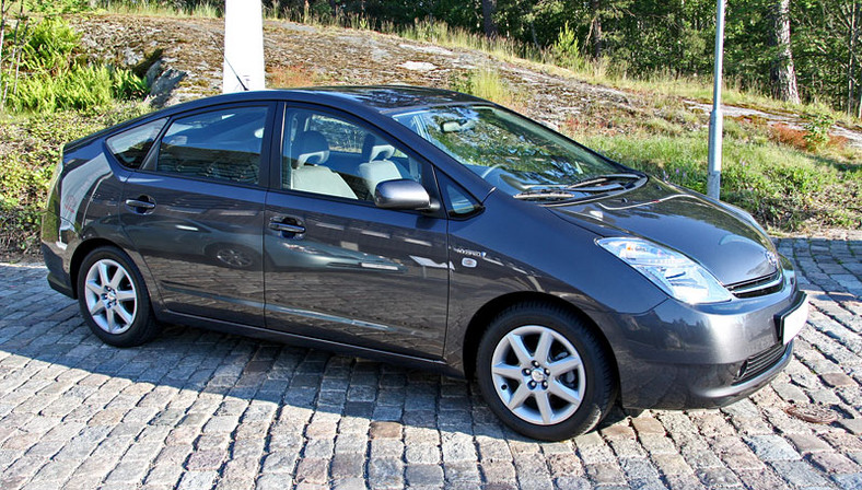 Japan Car of the Year 2009-2010 dla Toyoty Prius