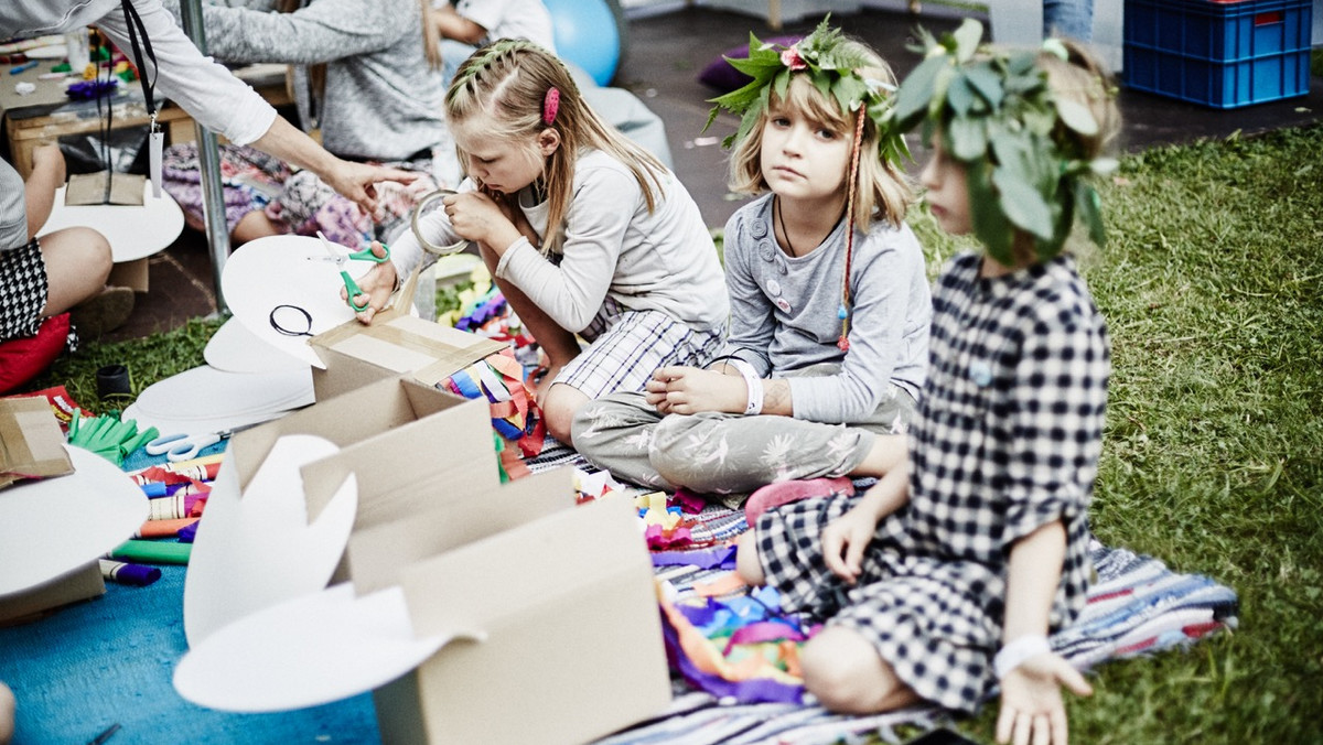 Organizatorzy Off Festivalu Katowice postanowili zadbać nie tylko o dorosłych widzów, ale także o ich dzieci. Ogłoszono program Piaskoffnicy, gdzie najmłodsi festiwalowicze będą mogli spędzić czas na specjalnie przygotowanych dla nich atrakcjach.