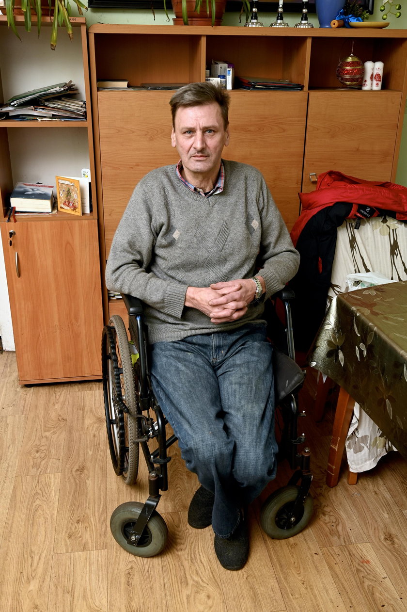 Niepełnosprawny Mirosław chce godnie żyć