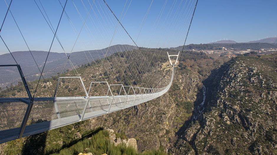 W Portugalii otwarto najdłuższy wiszący most w Europie