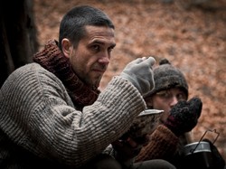 Partyzancka ballada Dorocińskiego i Stuhra – pierwsze zdjęcia z planu "Obławy"!