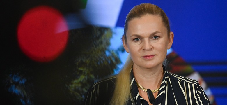 Barbara Nowacka odpowiada biskupom. "Szkoła jest dla uczniów, nie dla Episkopatu"