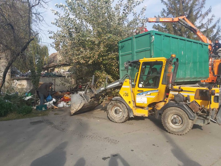 Odneta je ogromna količina đubreta sa javnih površina