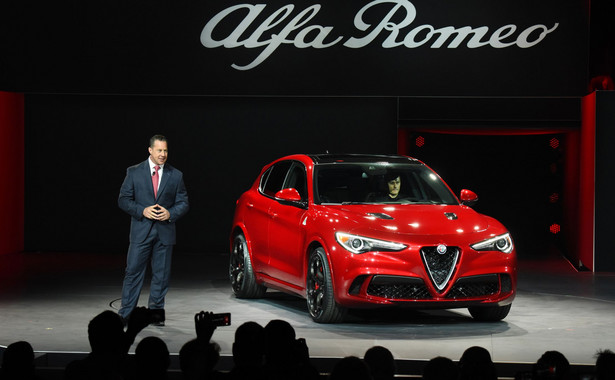 Nowa Alfa Romeo Stelvio już jest i bije Porsche. Oto największa sensacja od ponad 100 lat [WIDEO]