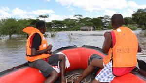 Kenya Red Cross team helps Kenyans in flood prone areas in Kisumu