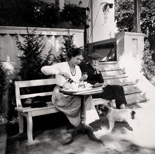 TAK MIESZKAŁA POLSKA ARYSTOKRACJA. Rezydencje w starej fotografii