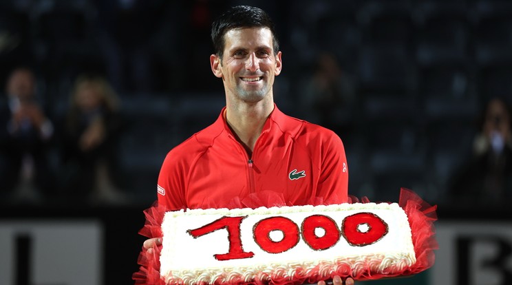 Djokovics tortával ünnepelte 1000. győzelmét / Fotó: Getty Images