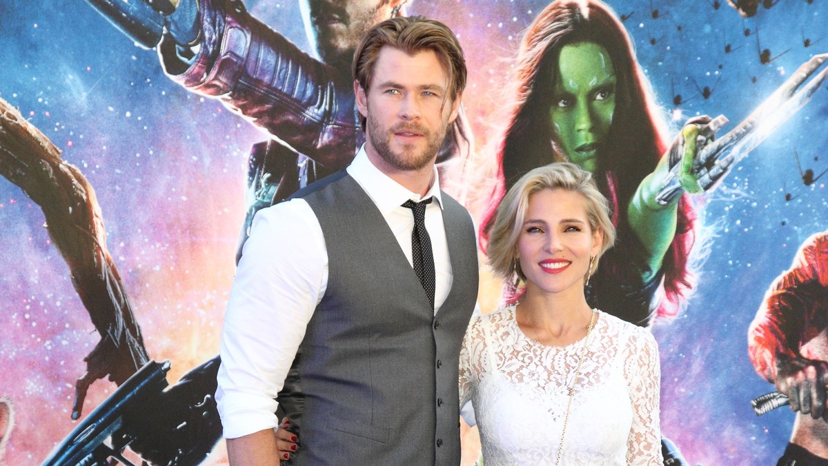 Aktorska para: Elsa Pataky i Chris Hemsworth świata nie widzą poza swoimi dziećmi. Przypomnijmy, para ma 2-letnią córkę India Rose. W ubiegłym roku ro­dzi­na po­więk­szy­ła się o dwóch ma­łych chłop­ców Tri­stia­na i Sashę.