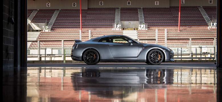 Nowy nissan GT-R już w Polsce. Każdy silnik ręcznie buduje mechanik TAKUMI