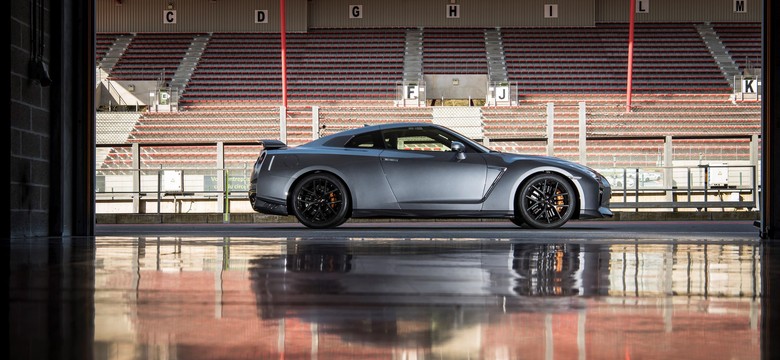 Nowy nissan GT-R już w Polsce. Każdy silnik ręcznie buduje mechanik TAKUMI