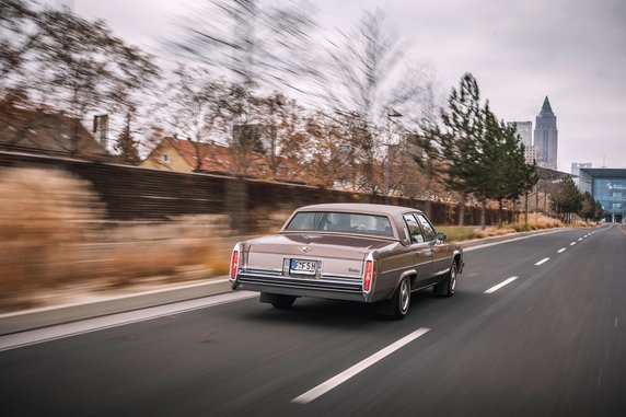 Cadillac sedan DeVille Diesel