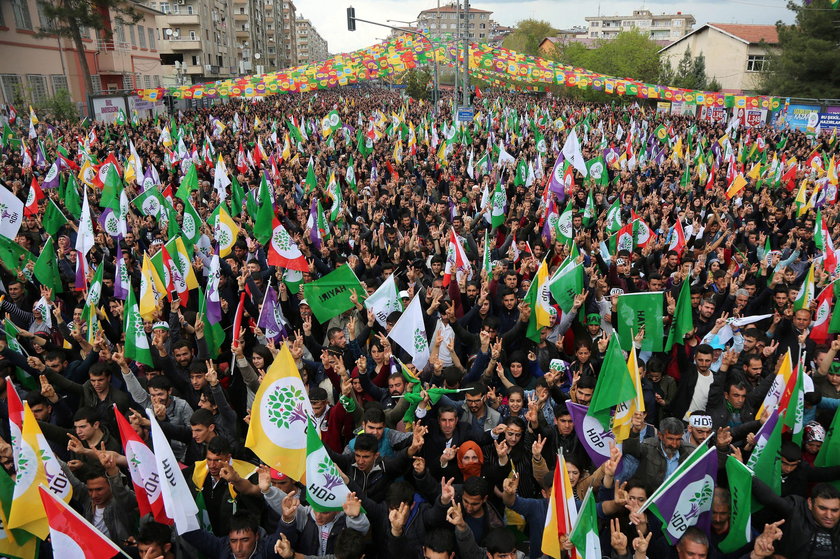 Supporters of Turkey's pro-Kurdish opposition Peoples' Democratic Party gather during a rally for th