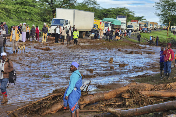 PUKLA BRANA Najmanje 42 osobe poginule u poplavama u Keniji