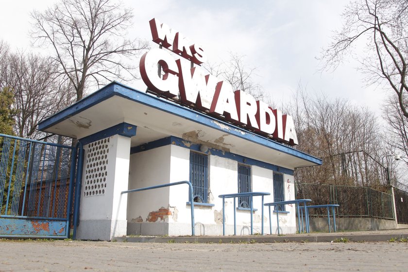 Stadion Gwardii Warszawa zamknięty! Zawodnicy na bruku!