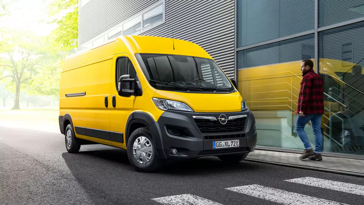 Opel Movano 2022