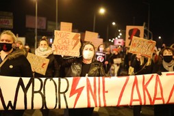 Płock. Protest przeciwko zaostrzeniu ustawy antyaborcyjnej