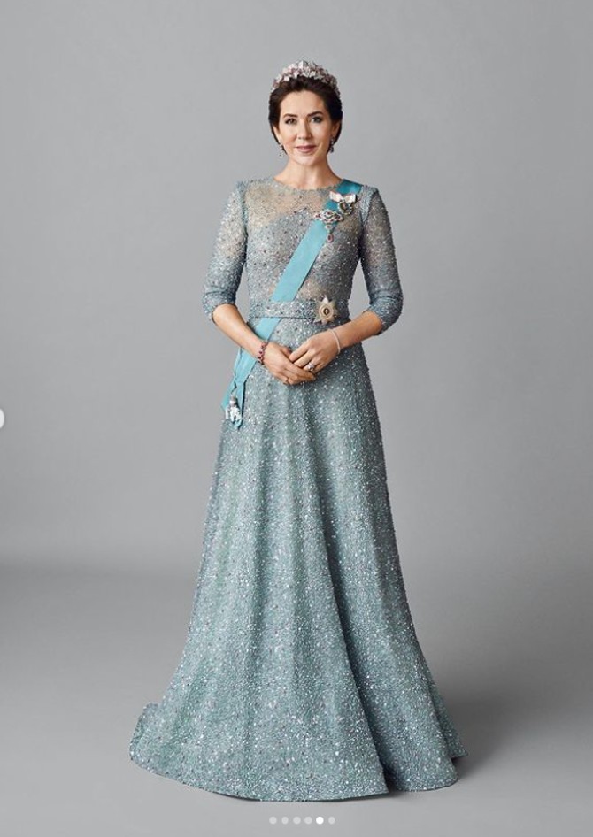 Danska princeza Meri pozirala je u raskošnoj haljini povodom svog 50. rođendana 