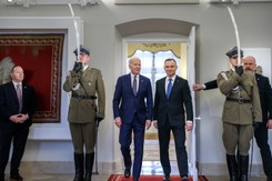 'Kiedyś margines, dziś mainstream'. Obecność Bidena na szczycie B9 to kolejny krok...