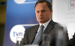 Leszek Czarnecki podatku bankowego nie zapłaci? Inne banki też idą tą drogą