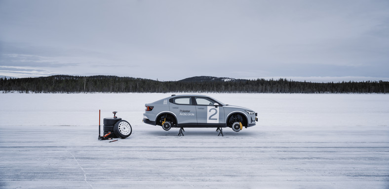 Polestar 2 Arctic Circle