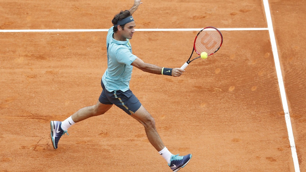 Zaledwie 55 minut spędził na korcie Roger Federer, który w drugiej rundzie turnieju w Monte Carlo pokonał reprezentanta gospodarzy Jemy'ego Chardy'ego 6:2, 6:1. W ubiegłym roku Szwajcar przegrał dopiero w finale.