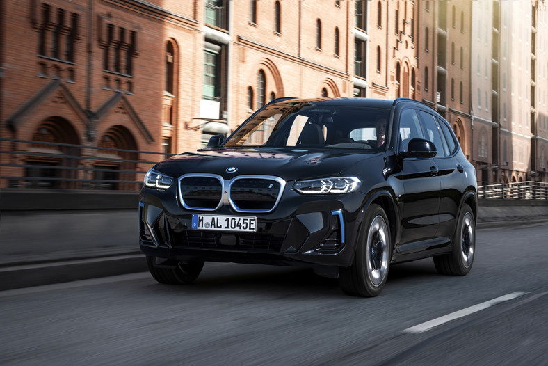 BMW iX3 2021