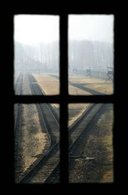 Auschwitz-Birkenau po latach / 15.jpg