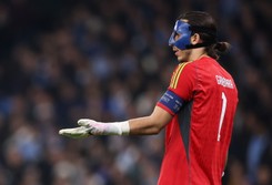 Dziurawe ręce Grabary w Lidze Mistrzów. Sędzia pomógł Realowi w awansie [WIDEO]