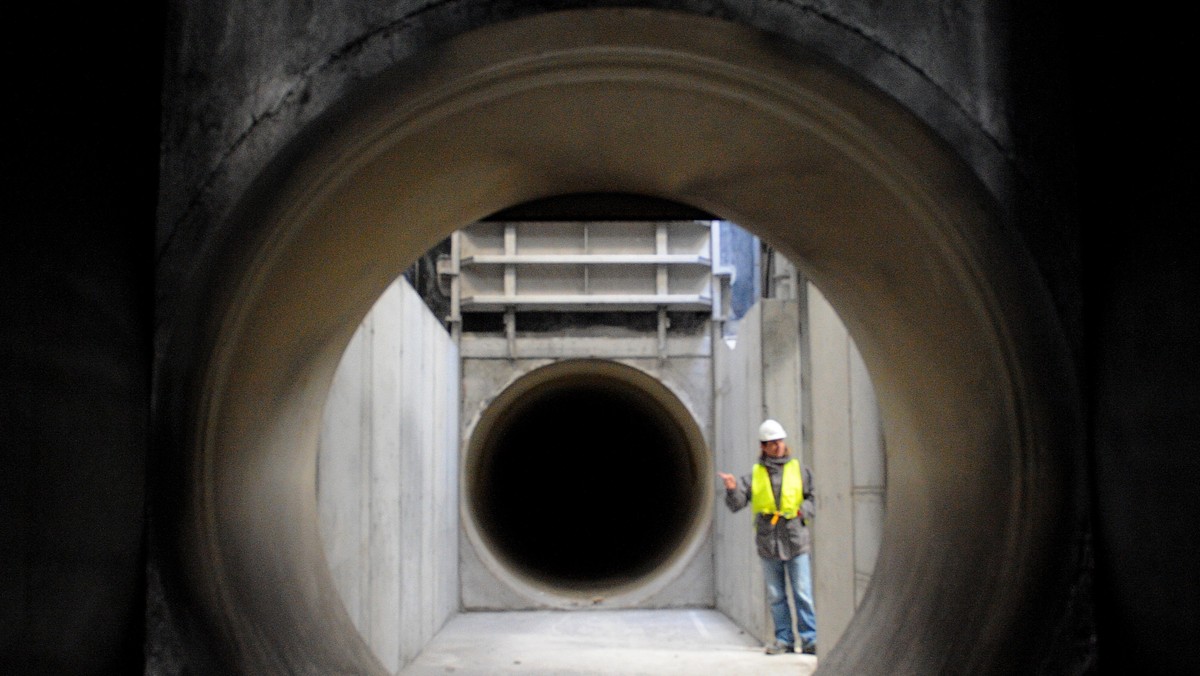 Budowa tunelu ściekowego pod Wisłą