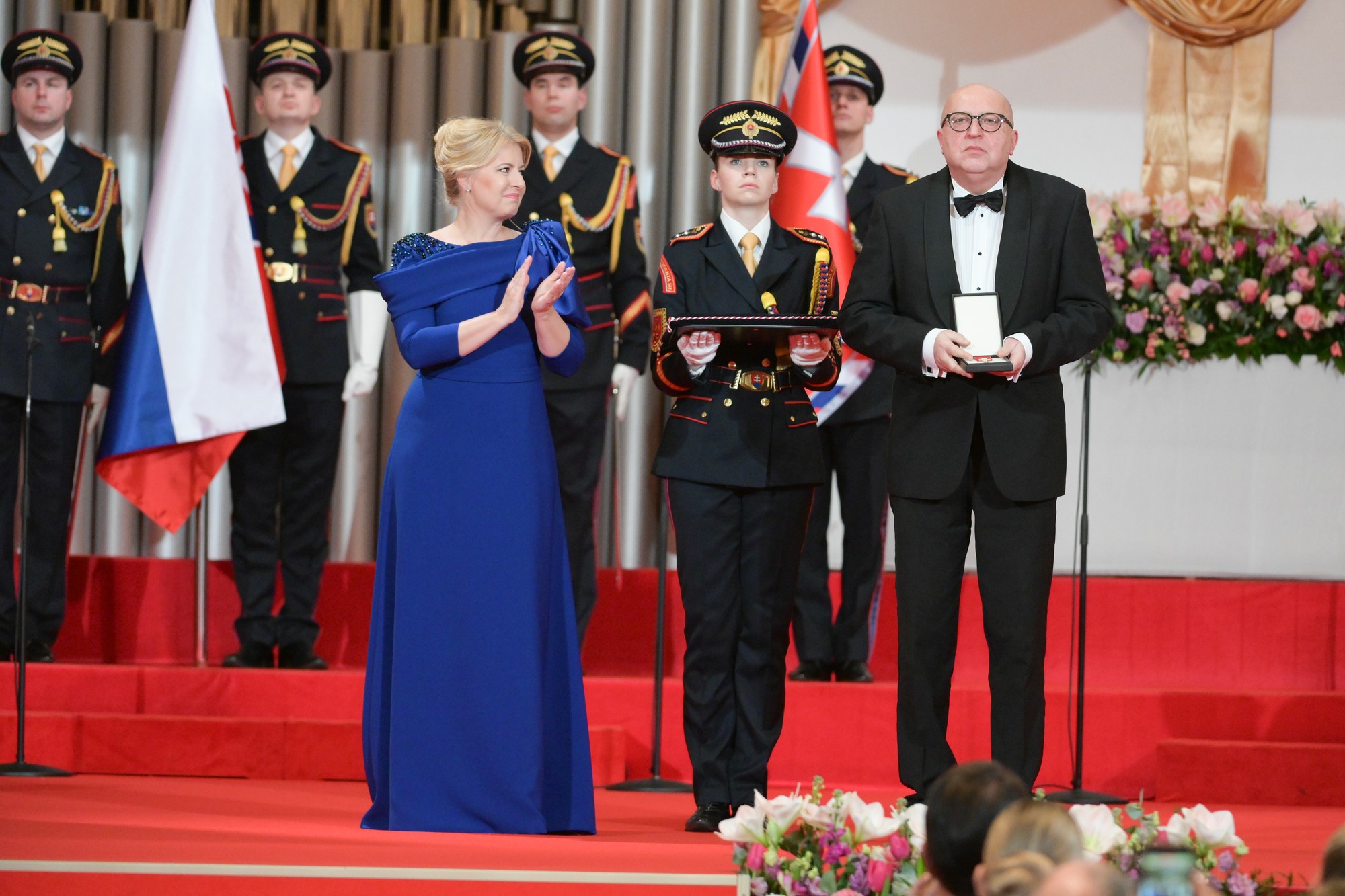 Prezidentka SR Zuzana Čaputová a režisér Roman Polák.