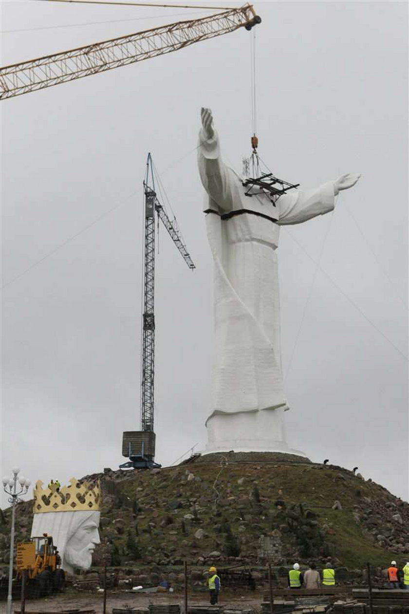 Chrystus ze Świebodzina ma już ręce i głowę