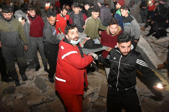 Skutki trzęsienia ziemi w Syrii