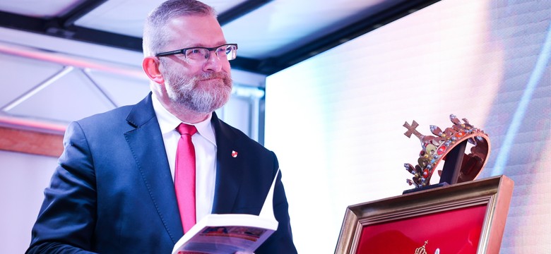Mentzen na podium, sensacyjny wynik Brauna. Skrajna prawica triumfuje