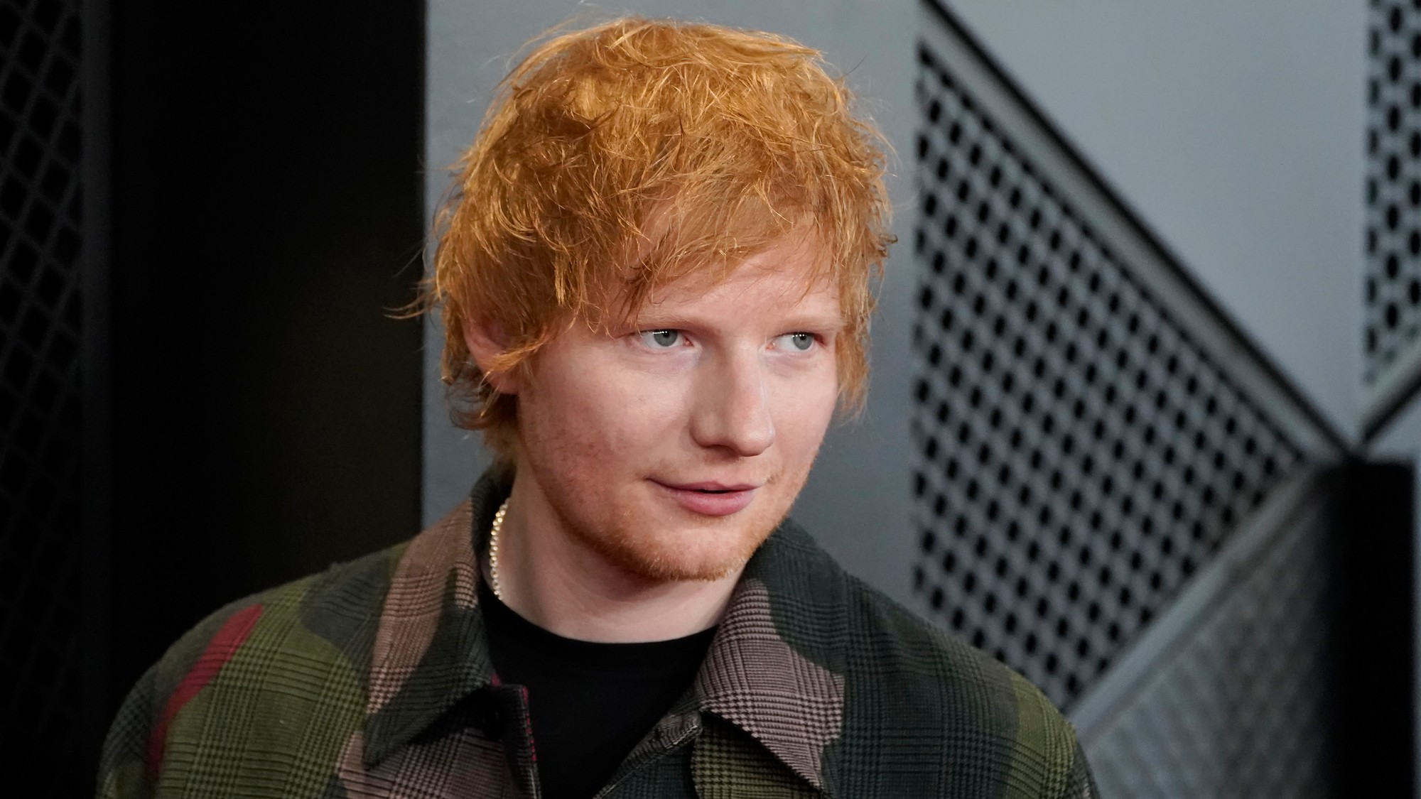 Spevák Ed Sheeran.