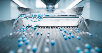 Ketten meghaltak és több mint százan kórházba kerültek egy japán étrend-kiegészítő miatt