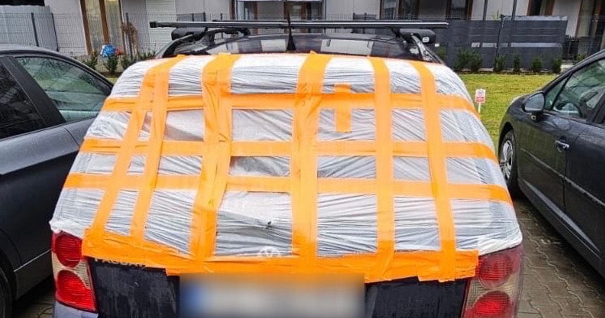 Chodził po mieście z ostrym narzędziem i niszczył samochody. "Zabezpieczyliśmy liczne ślady"