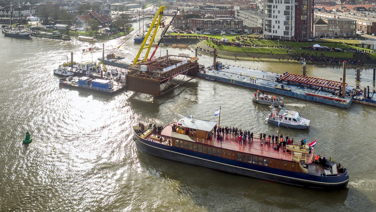 NETHERLANDS-HISTORY-ARCHEOLOGY-SHIP-EXCAVATION