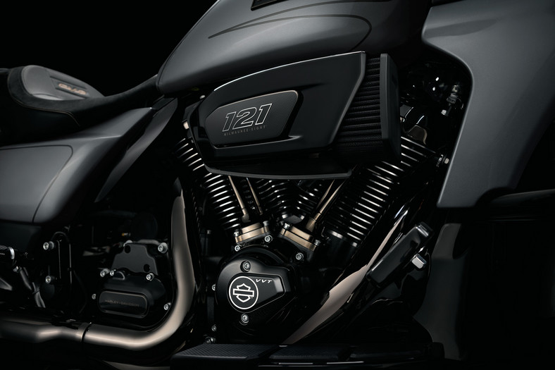 Harley-Davidson CVO Road Glide 2023 - silnik